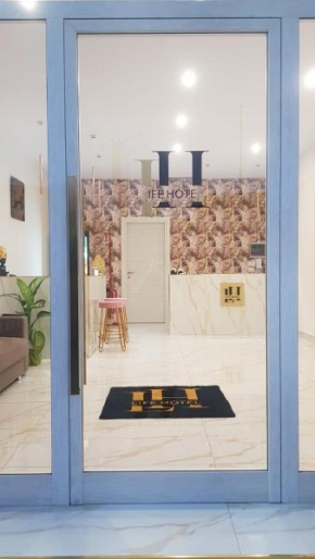 Life Hotel